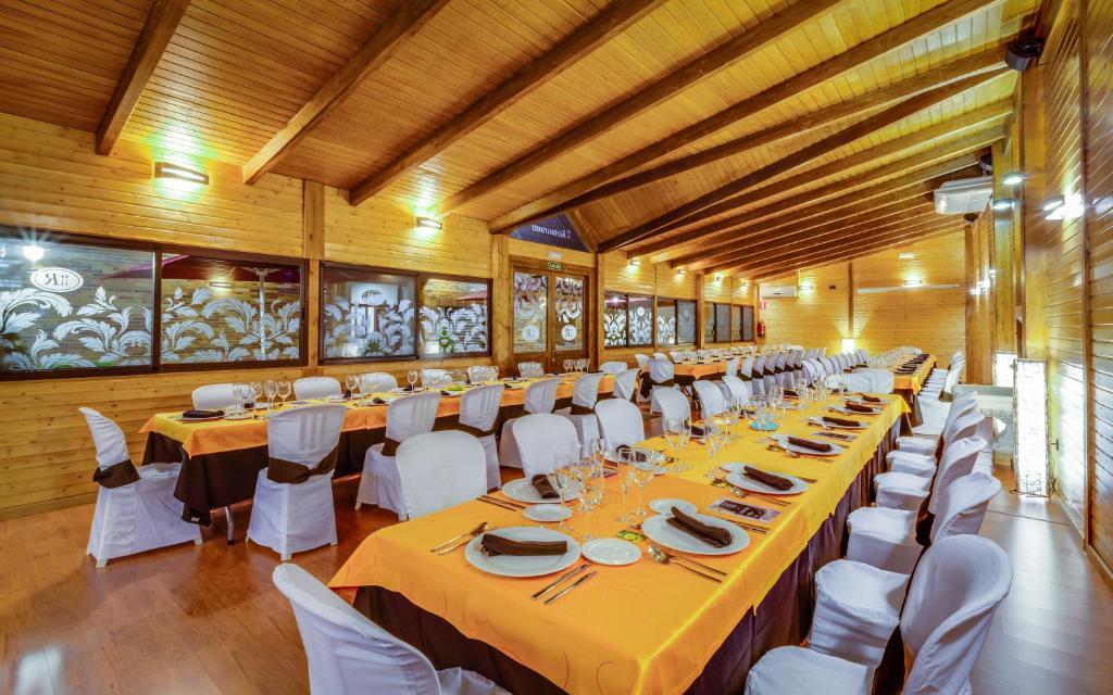 Hotel Ciudad De مارتوس المظهر الخارجي الصورة
